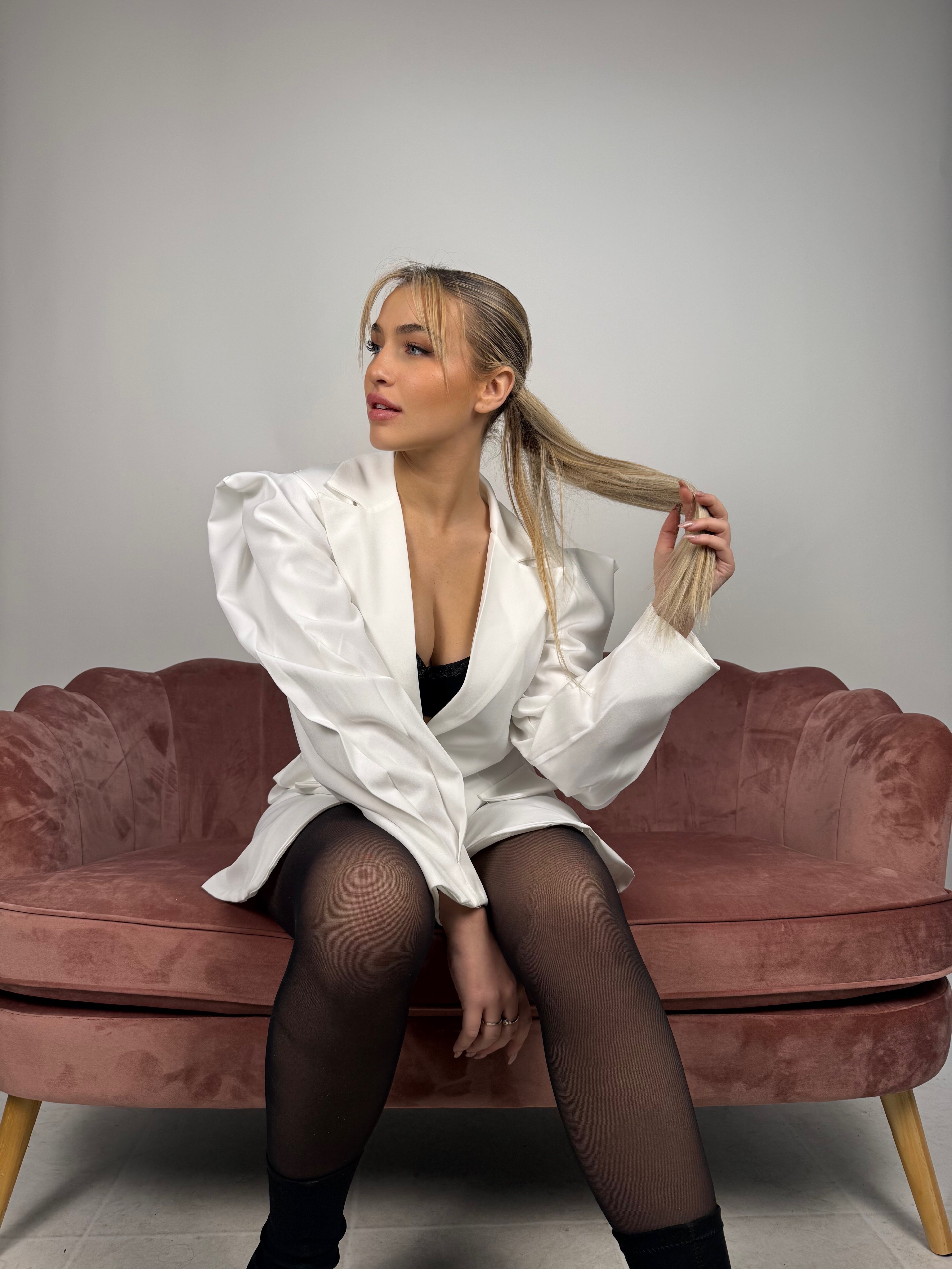 blazer spalle larghe bianco