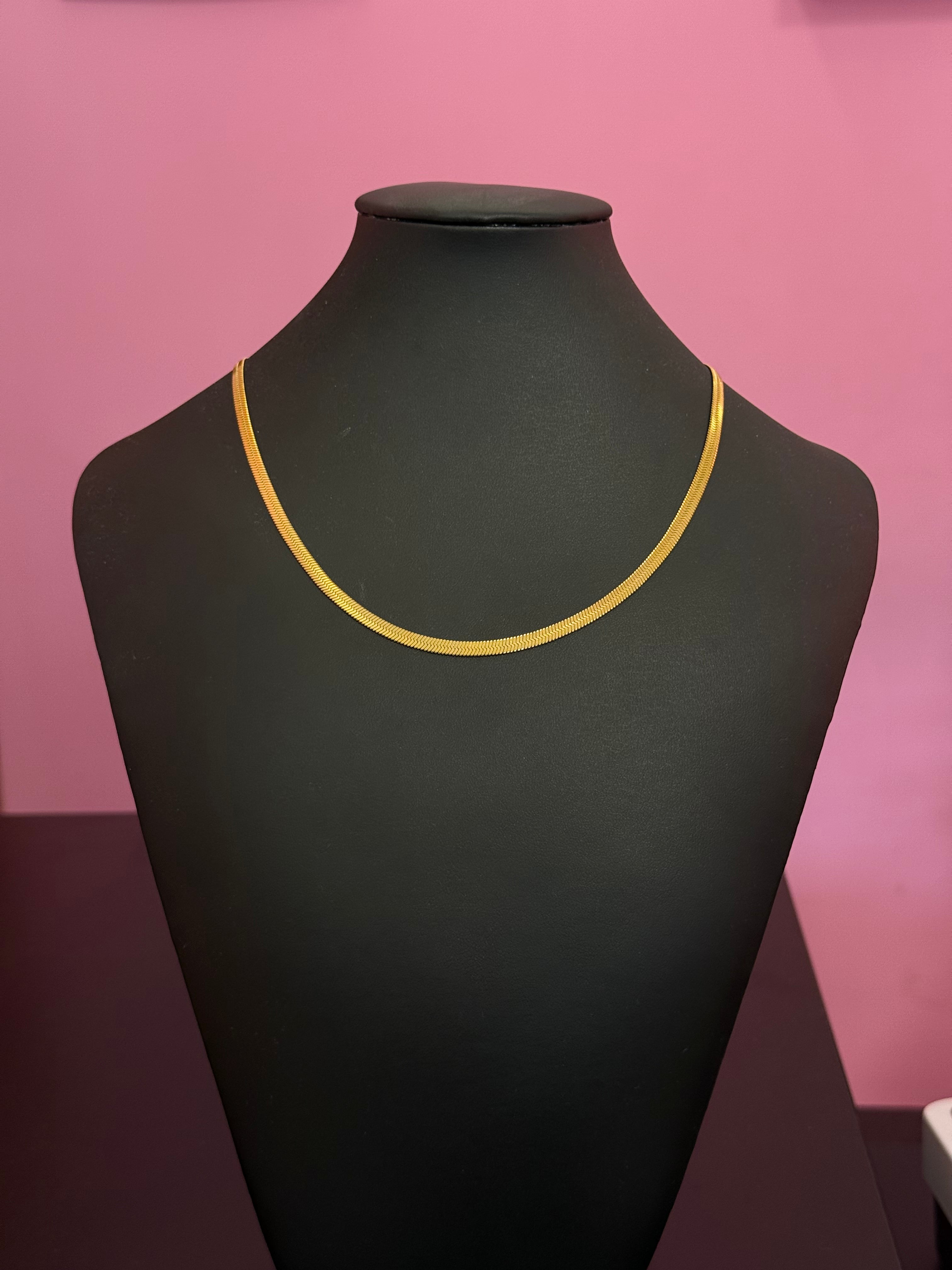 collana flat sottile